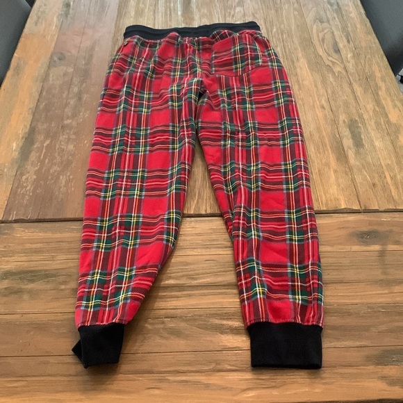 Red Plaid Knit Jogger Pant - Picture 7 of 9